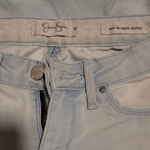 Jeans - Picture 1 of 2